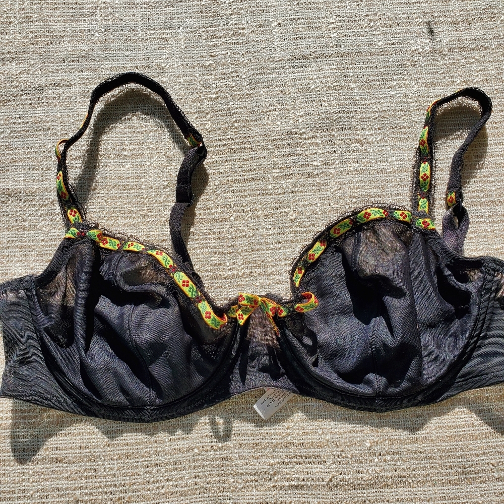 Victoria's Secret Sheer Underwire Bra